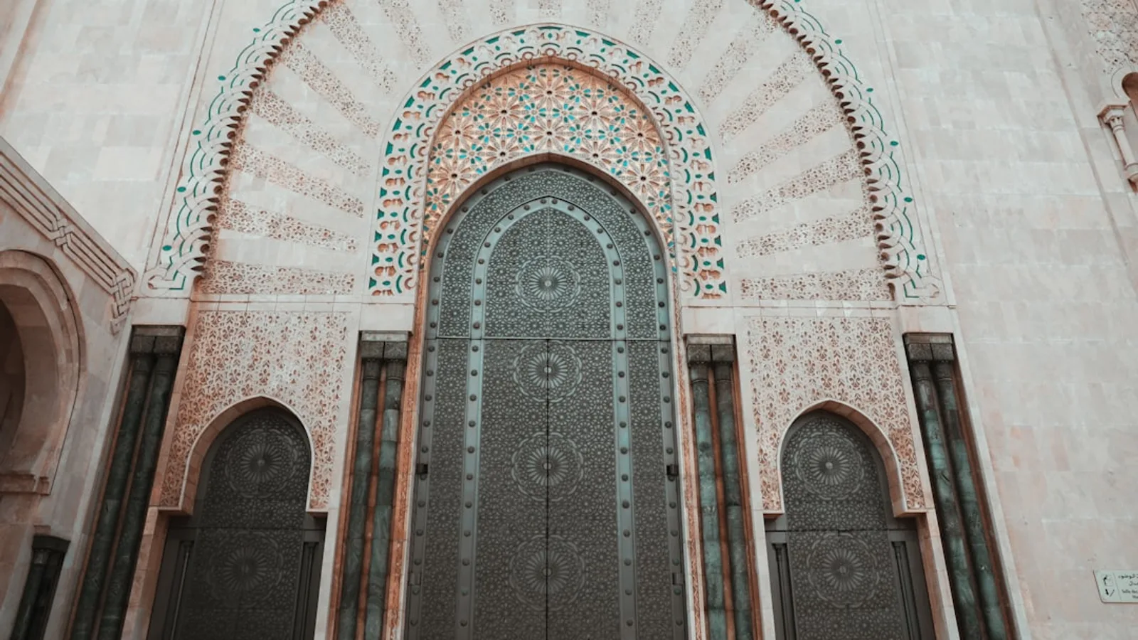 Car rental in Azrou, Morocco